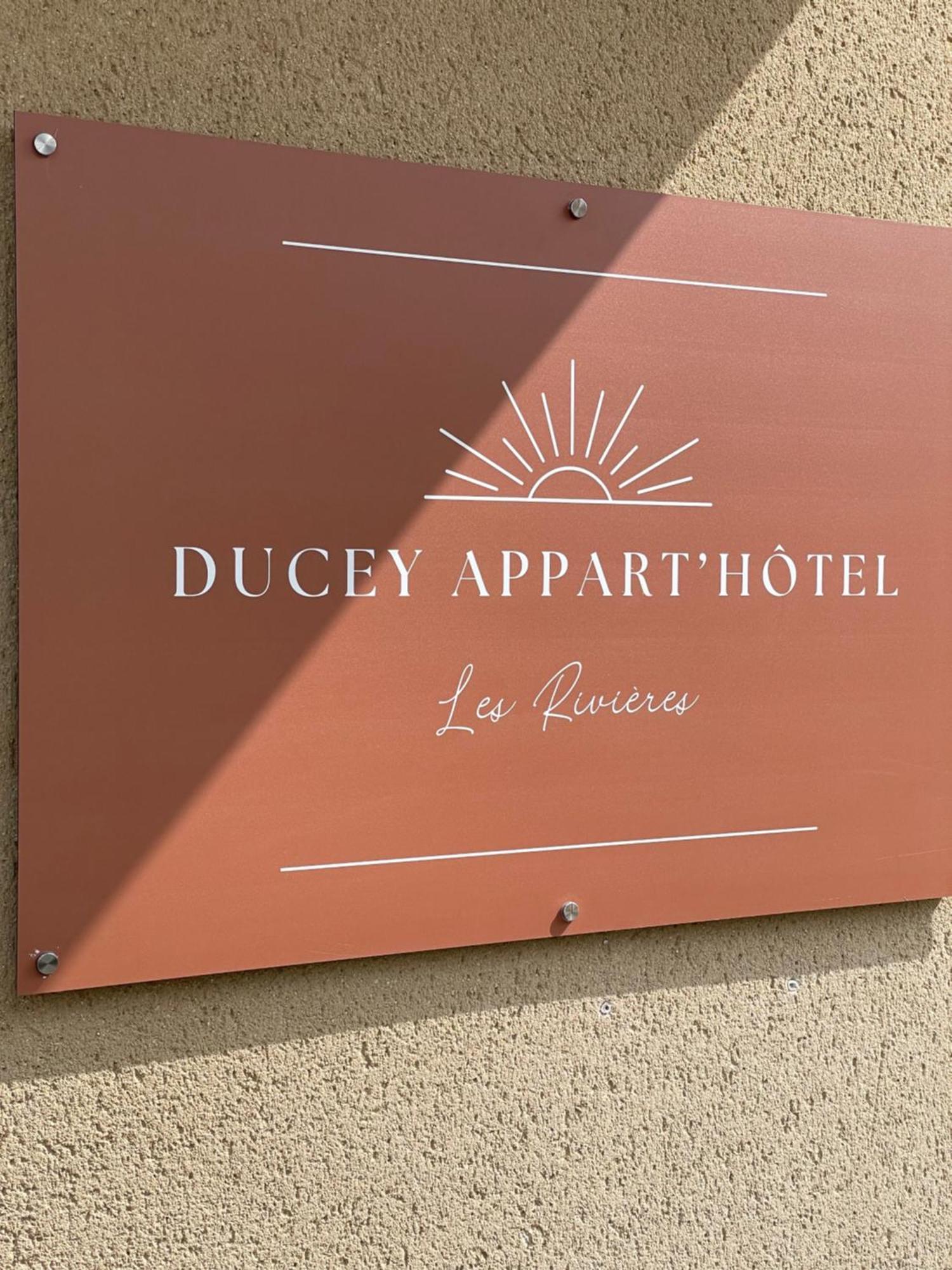 Ducey Appart'Hotel - Les Rivieres Экстерьер фото