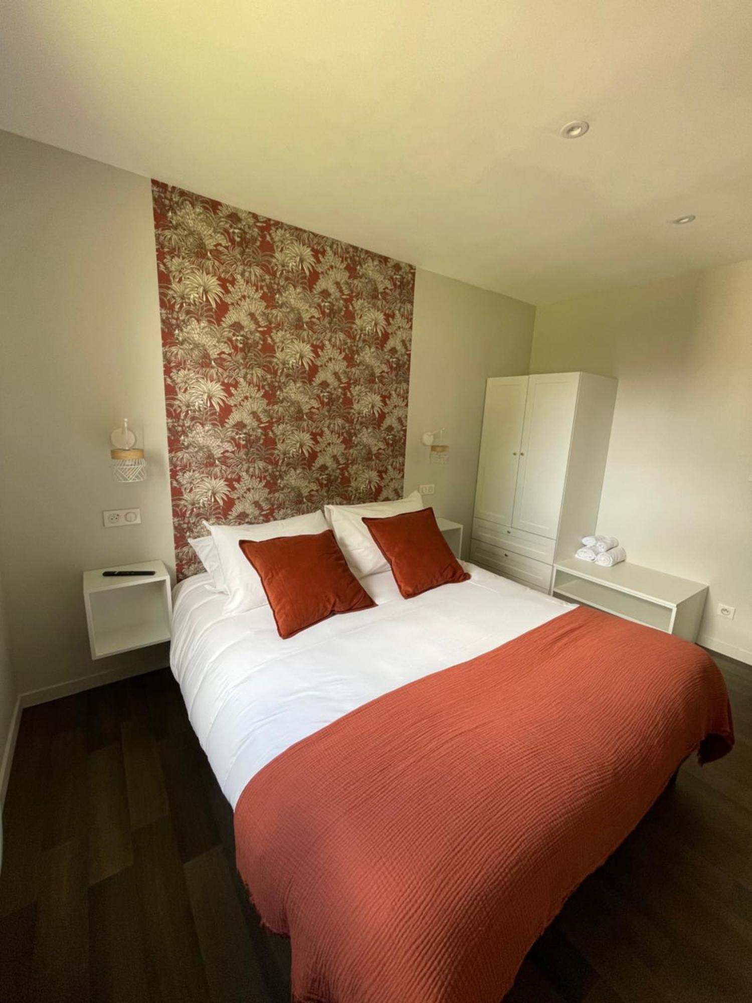 Ducey Appart'Hotel - Les Rivieres Экстерьер фото