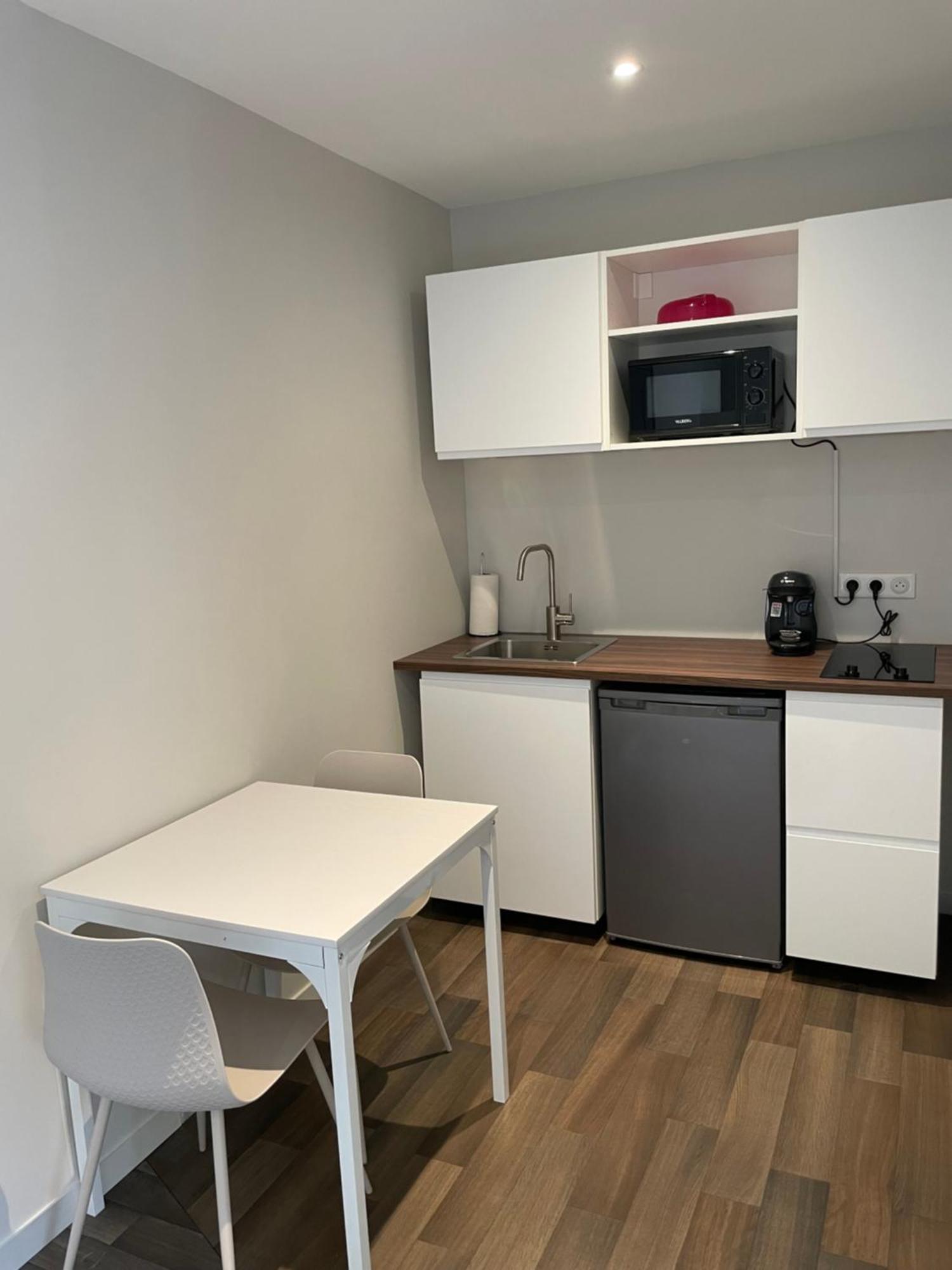 Ducey Appart'Hotel - Les Rivieres Экстерьер фото