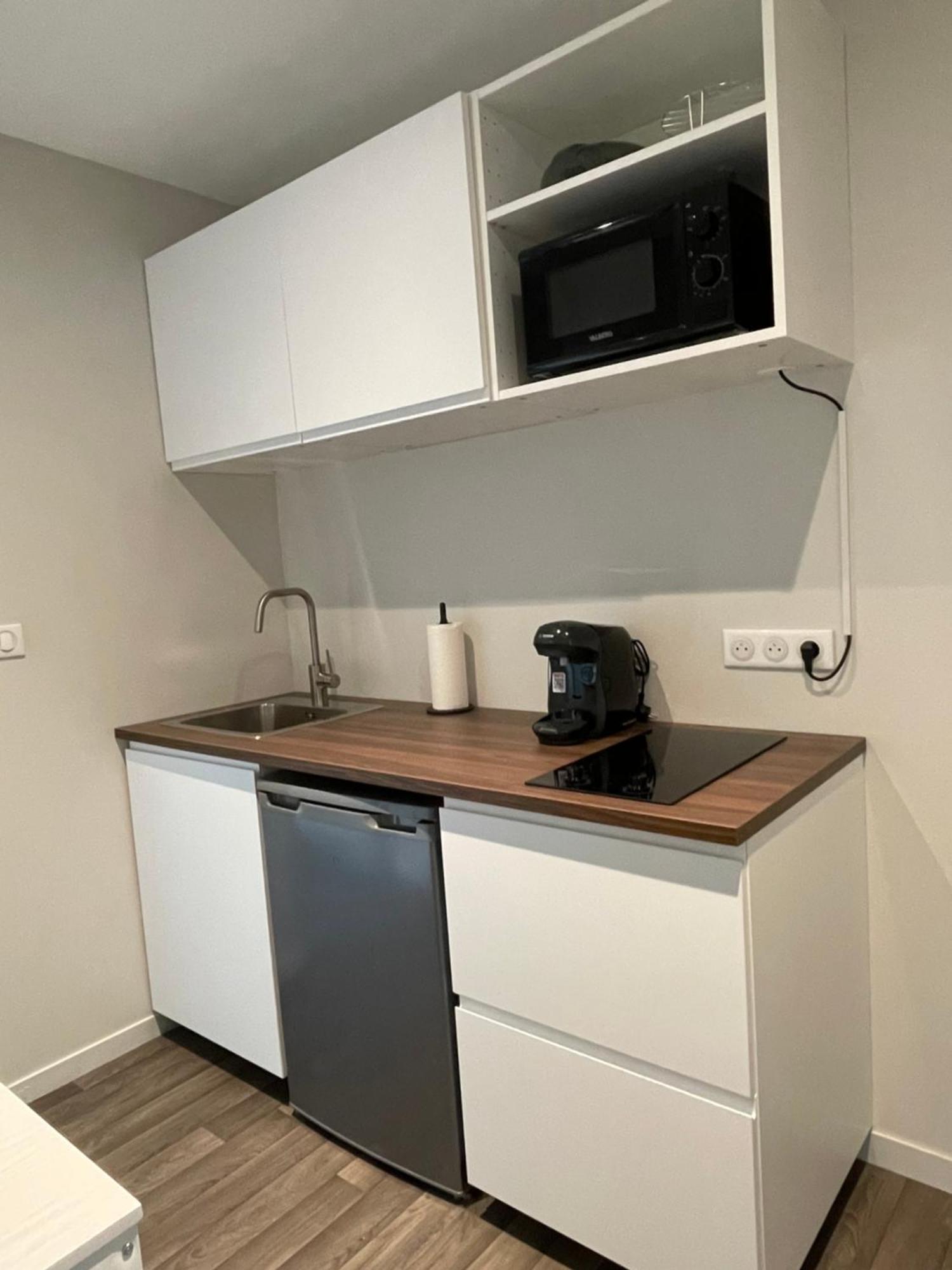 Ducey Appart'Hotel - Les Rivieres Экстерьер фото