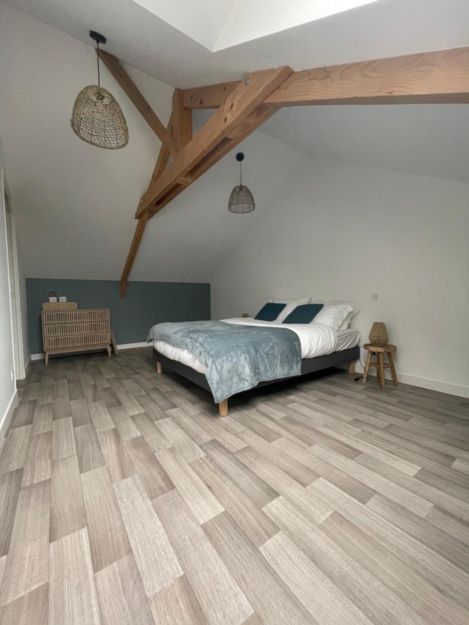 Ducey Appart'Hotel - Les Rivieres Экстерьер фото